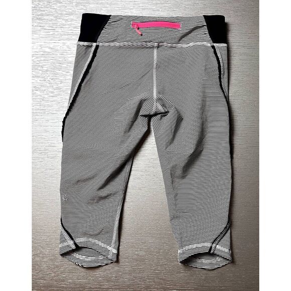 Lululemon Women’s RunDay Crop Stripe Black White Leggings Size 6 EUC - Picture 5 of 7